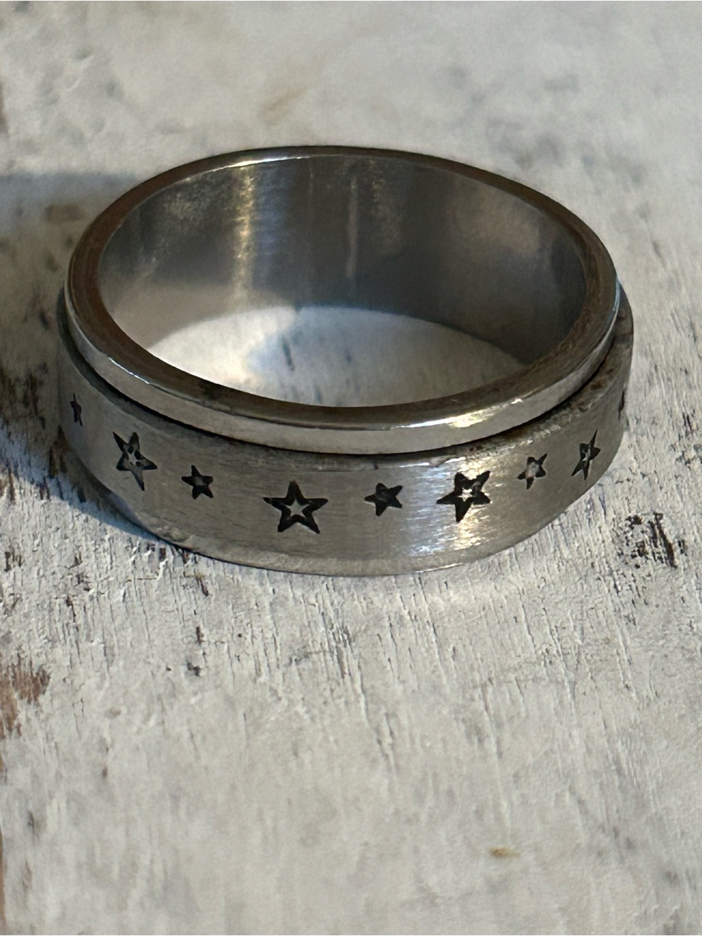 Sterling Silver Star Pattern Spinner Ring